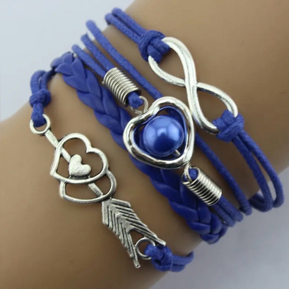 NEW Blue bracelet with charms of love,infinity and the Hearts. Gift box included